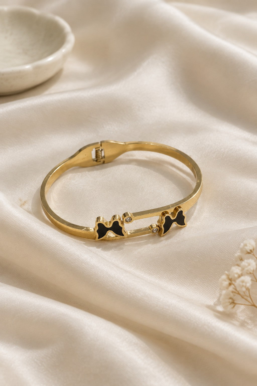 Black Enamel Bow Open Bangle