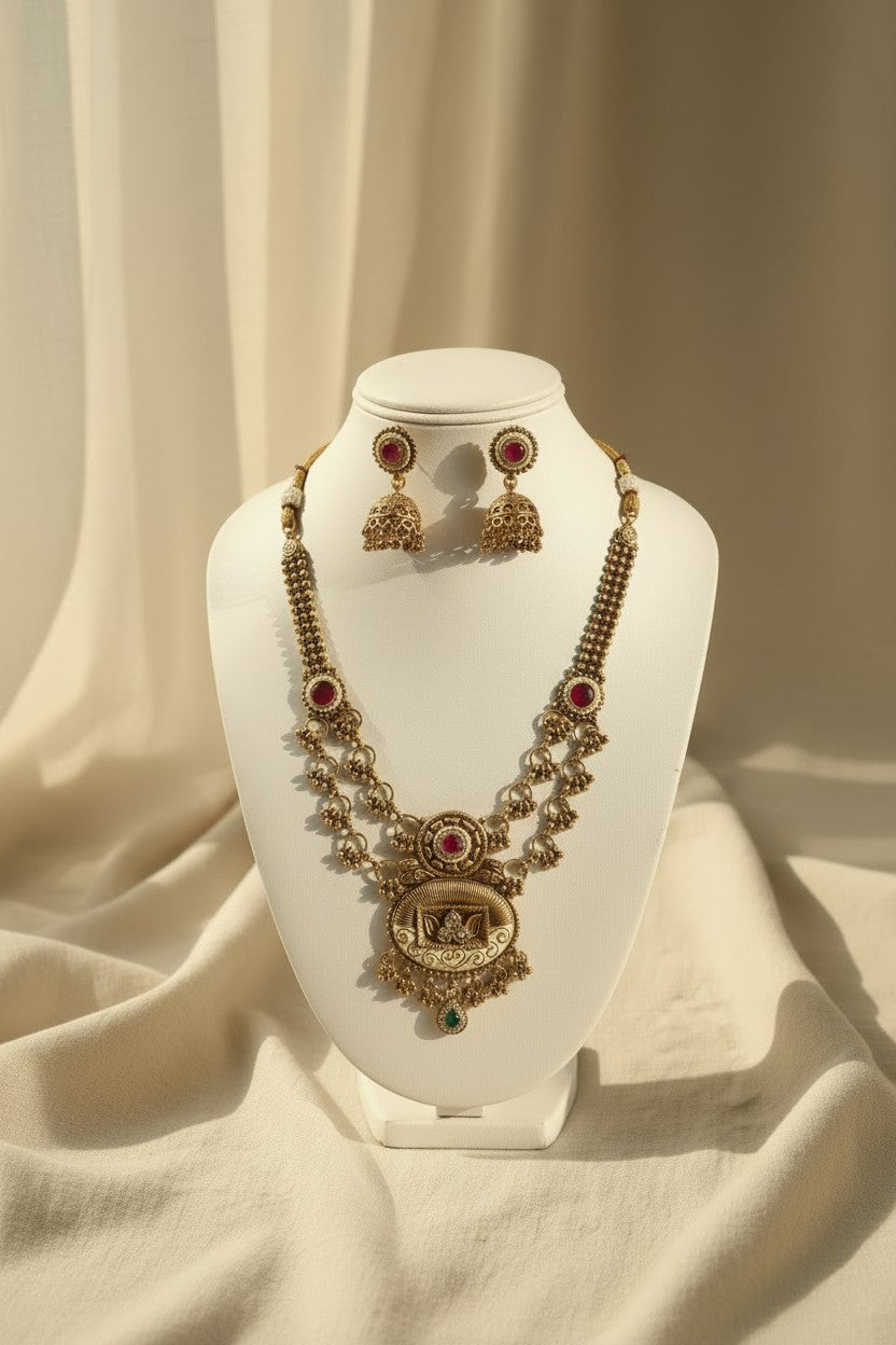 Royal Indian Filigree Necklace & Jhumka Earrings