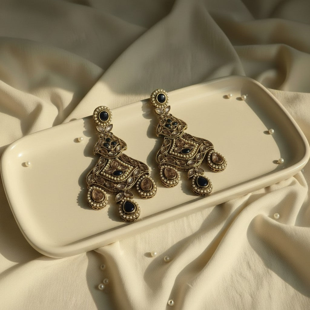 Pearl & Black Kundan Chandbalis Earings