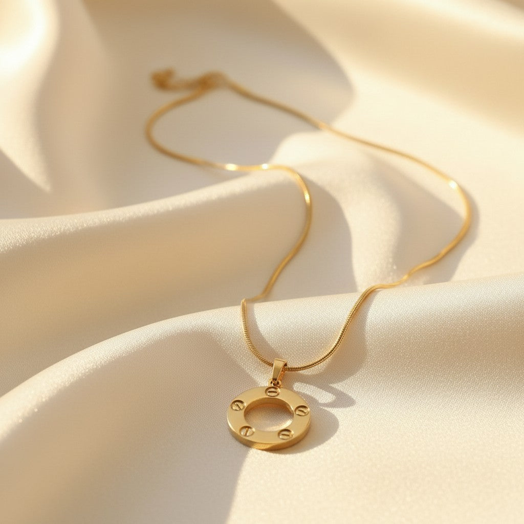 Eternal Circle Pendant Necklace