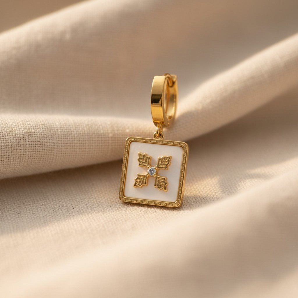 Bloom Cross Square Drop