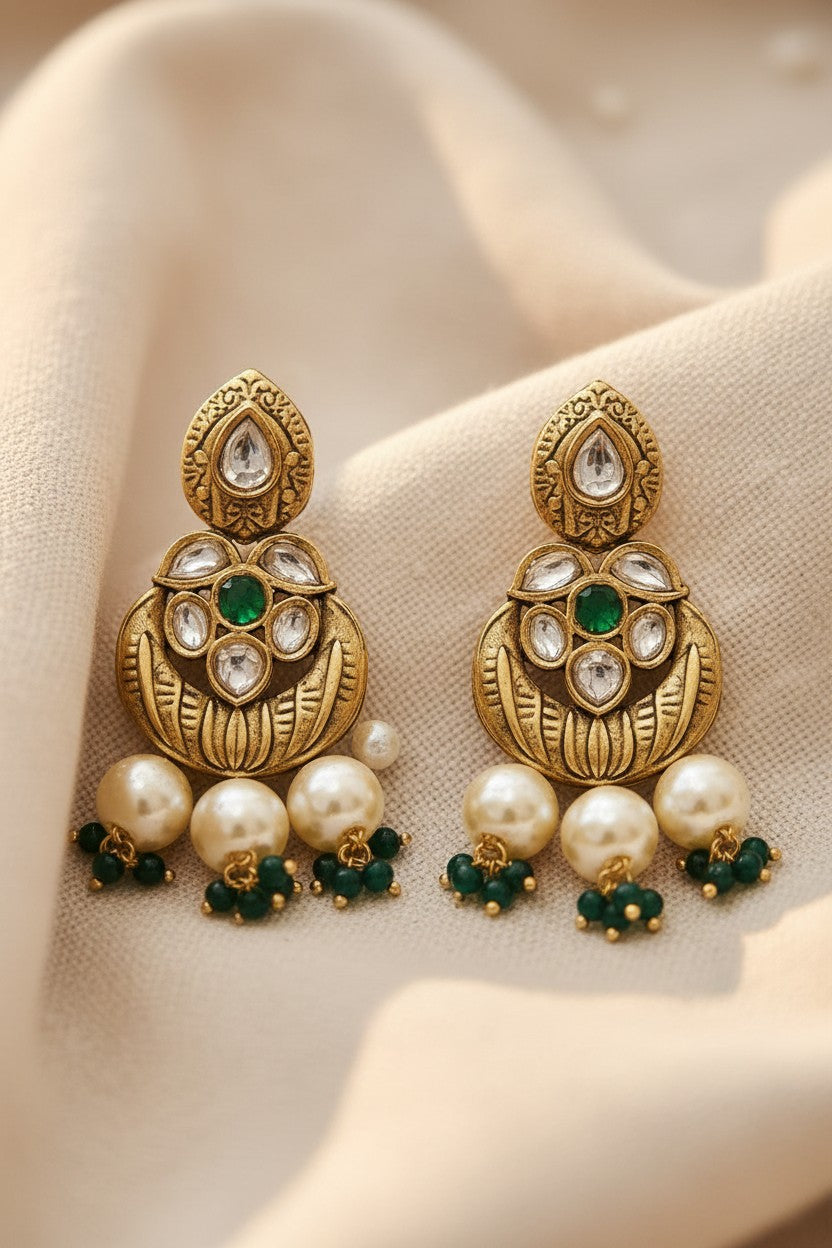 Royal Pearl & Emerald Kundan Choker Set