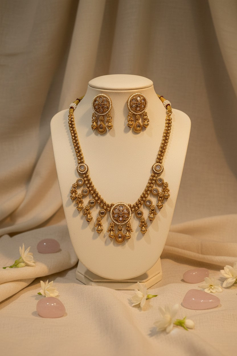 Floral Medallion Necklace Set