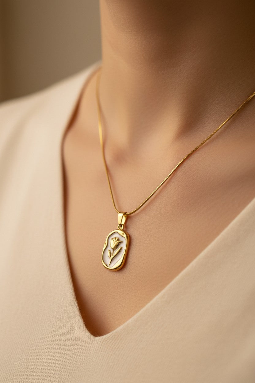 Tulip Bloom Pendant Necklace
