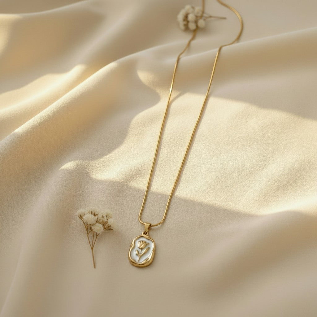 Tulip Bloom Pendant Necklace