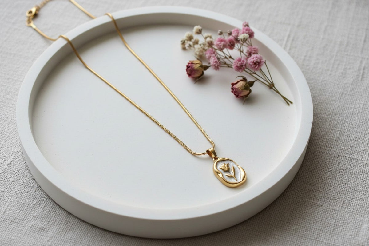 Tulip Bloom Pendant Necklace